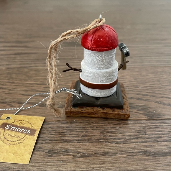S’mores Carpenter / Handyman / Handywomen Holiday Christmas Ornament - Picture 5 of 8